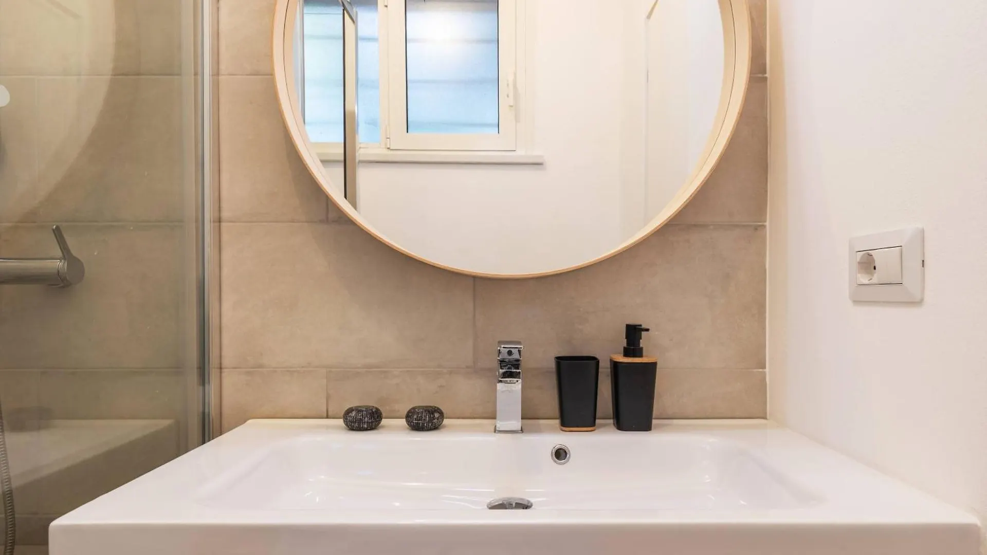 Salutati Flexyrent Studio Ac Milan Apartment